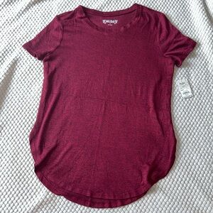 Mudd Red Short Sleeve Tee Stylish and Versatile